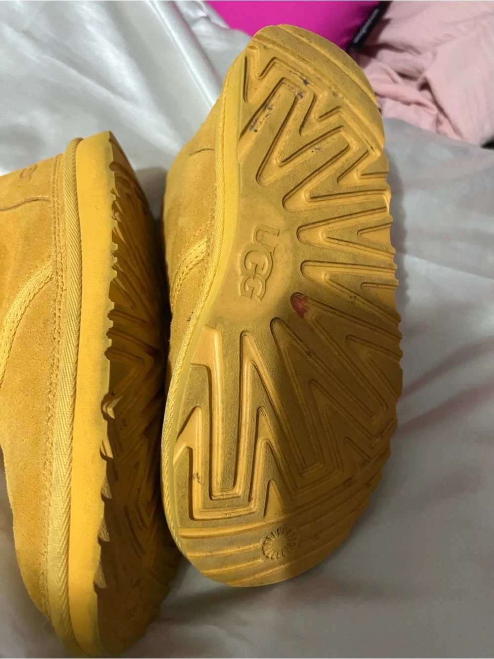 UGG Kids Mustard Suede Lace-Up Boots